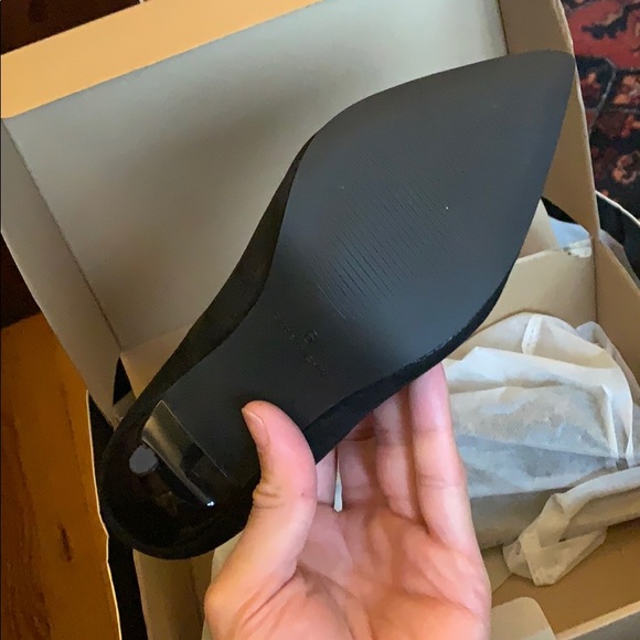 Women’s Pointed Stilettos - Picture 5 of 6